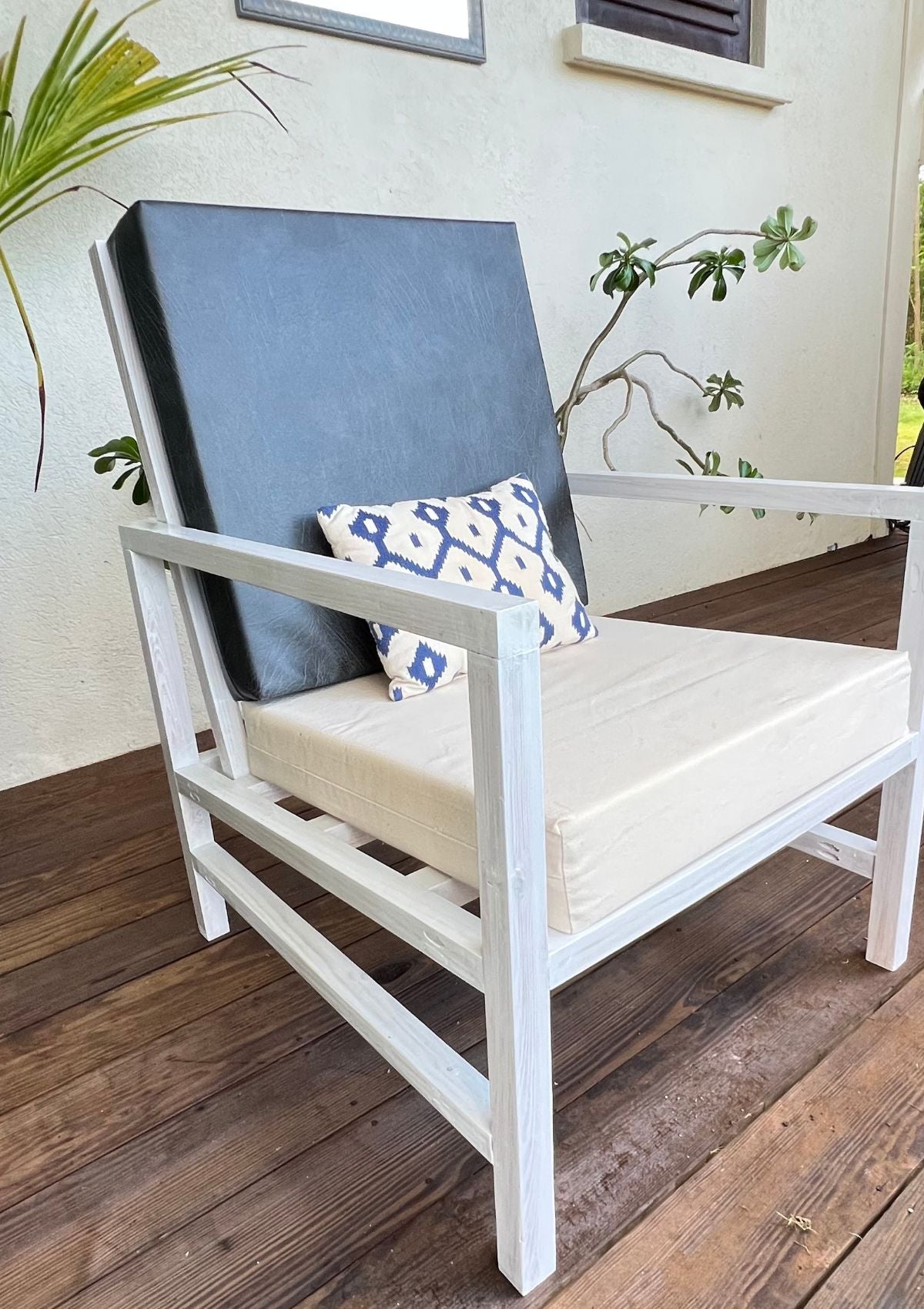 Handmade Modern Outdoor Lounge Chair - Slimline